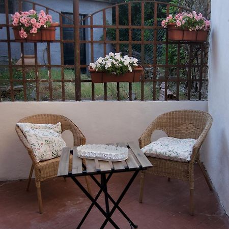 Casa Di Canfreo Лари Экстерьер фото