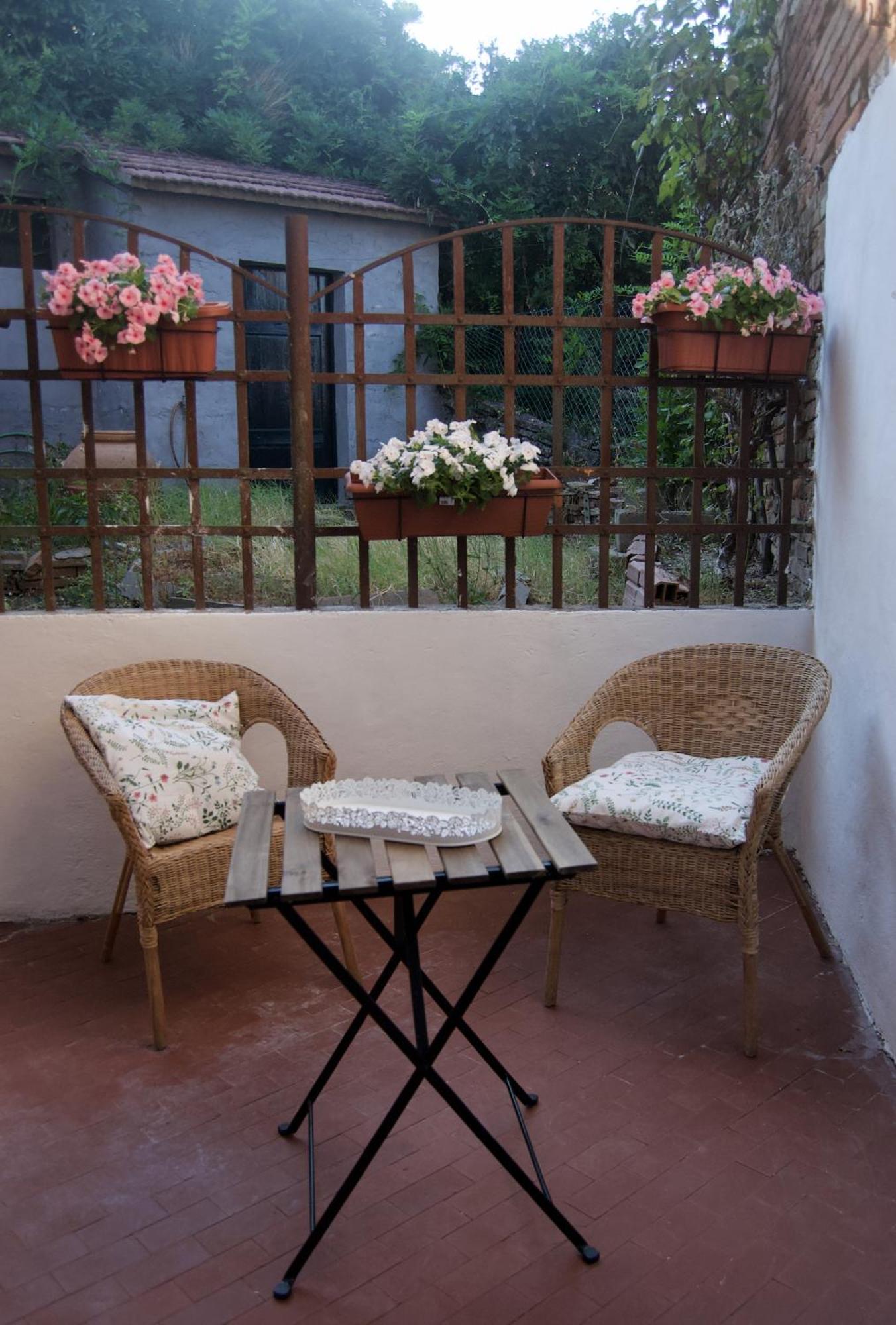 Casa Di Canfreo Лари Экстерьер фото